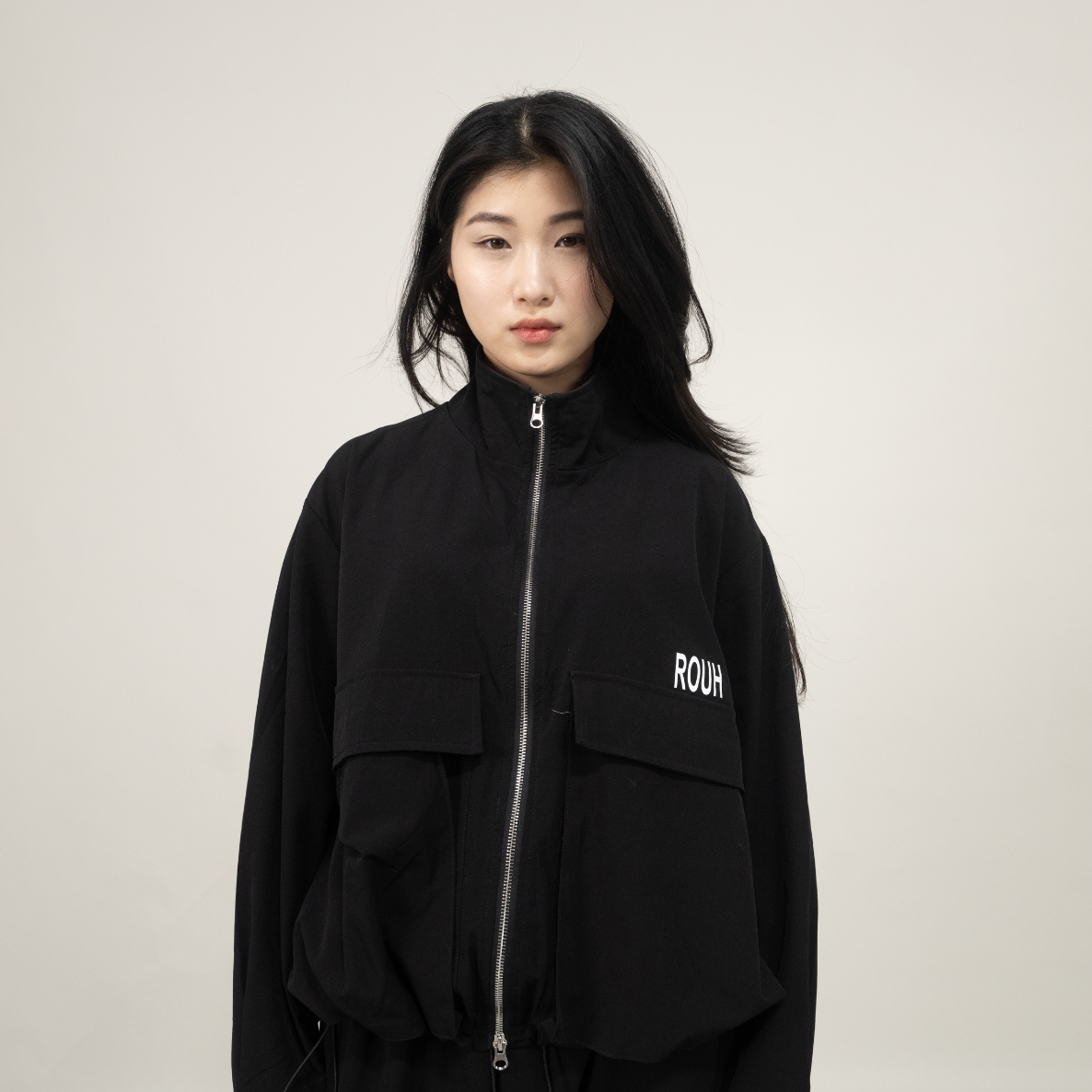 ROUH - CROPPED CARGO JACKET - BLACK
