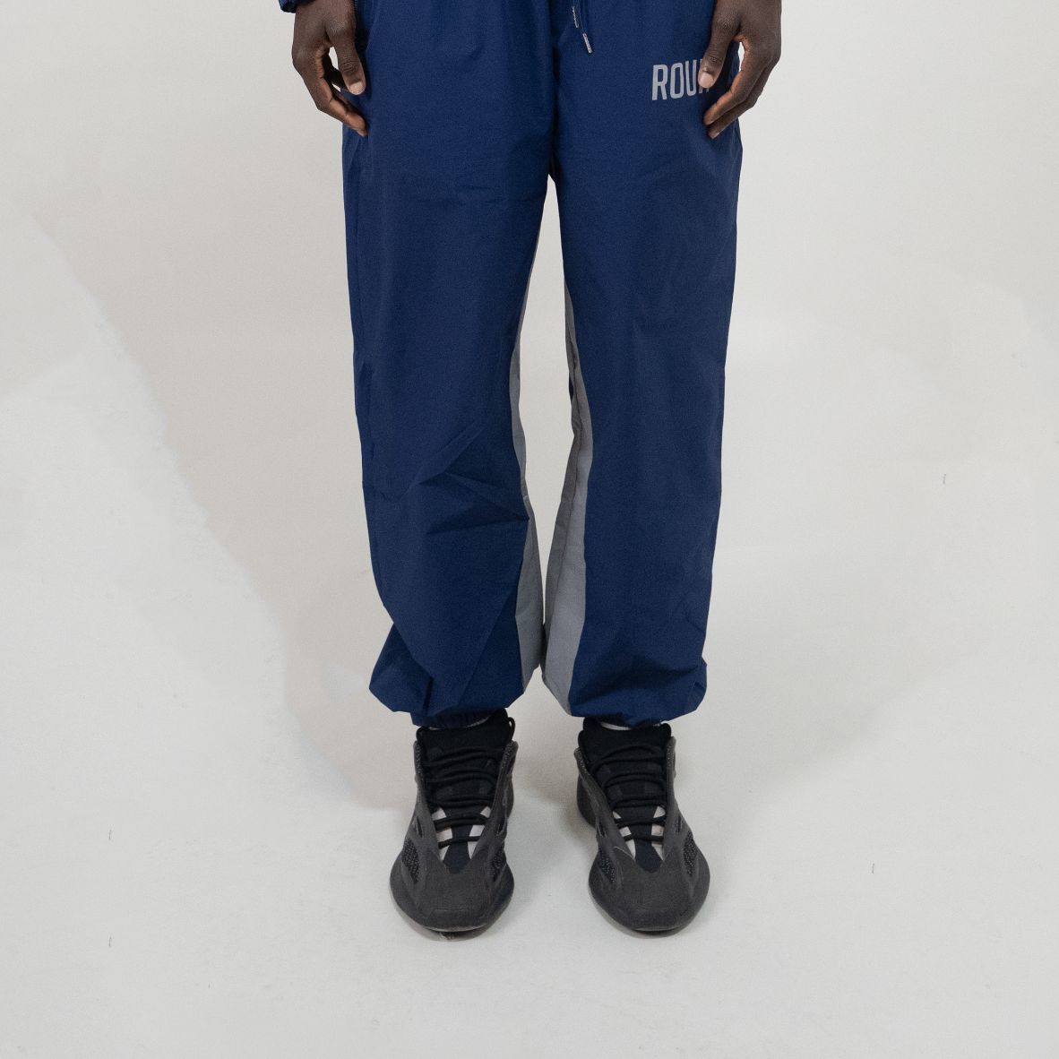 ROUH - NYLON PANELLED TRACK BOTTOMS - NAVY GREY