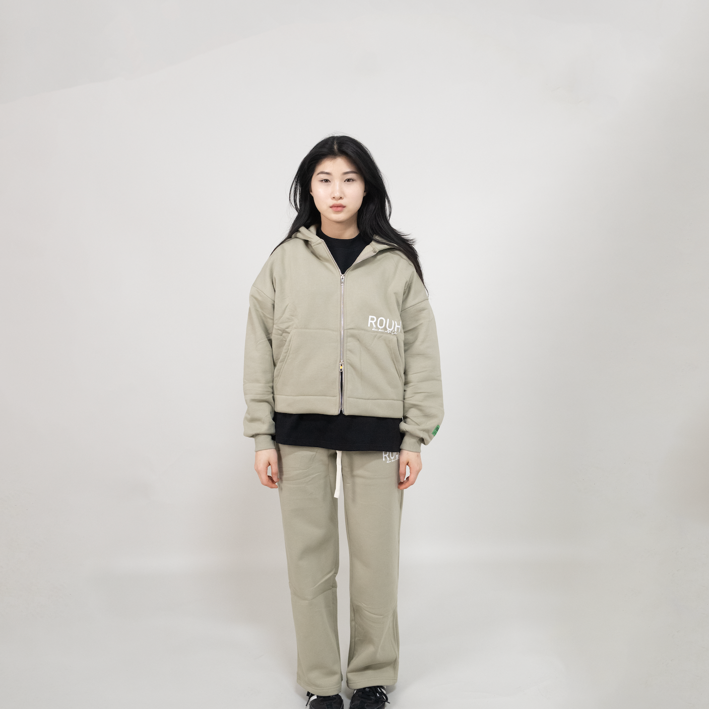 ROUH - STRAIGHT LEG OLIVE GREEN SWEATPANTS