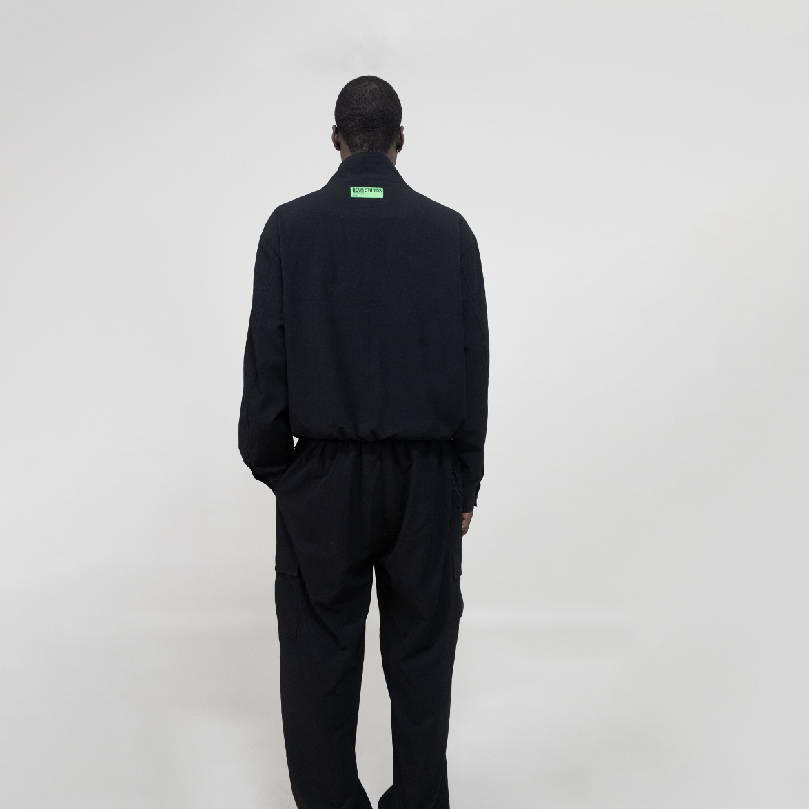 ROUH - RELAXED TECHNICAL CARGO PANTS - BLACK