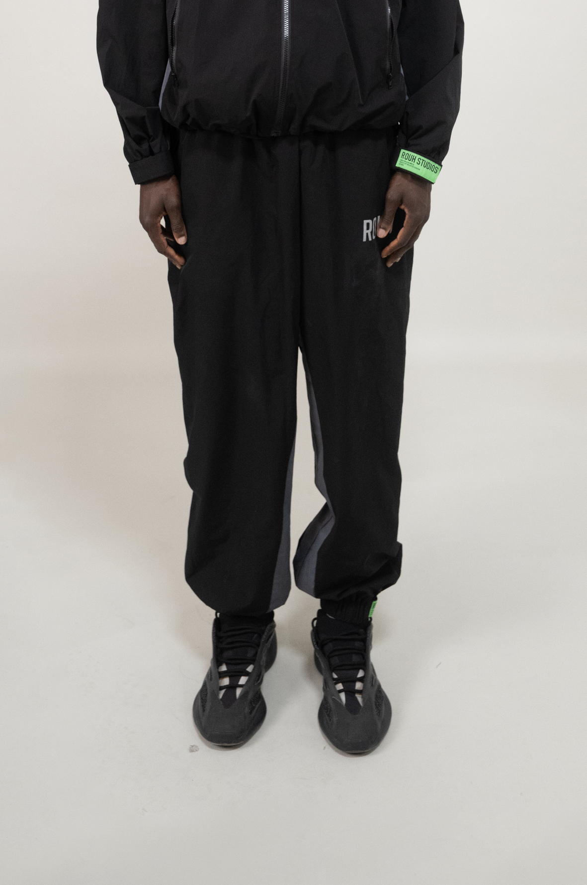 ROUH - NYLON PANELLED TRACK BOTTOMS - BLACK GREY